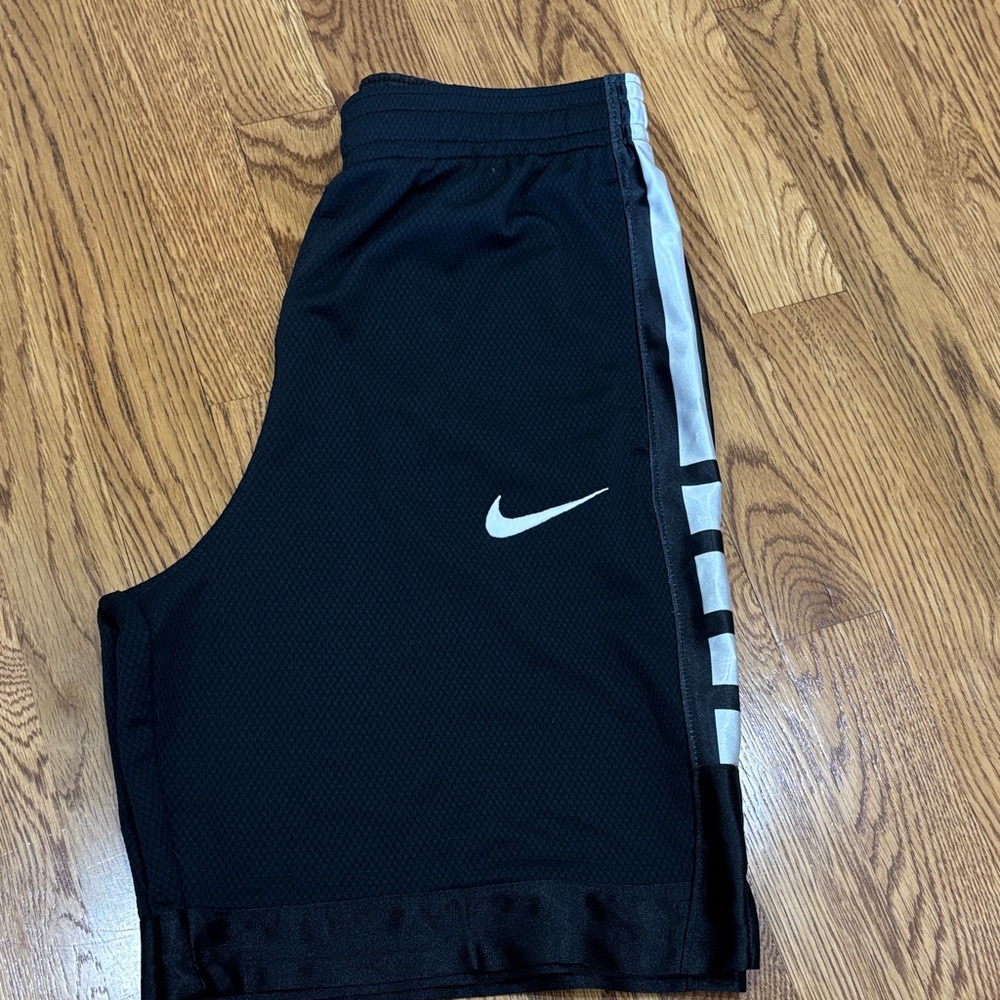 Nike Kids Black and White Basketball Shorts NWOT